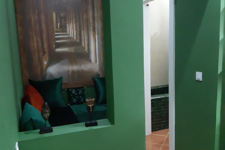 Room 8 of 31