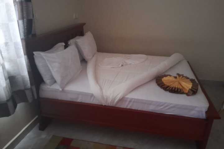 Room 13 of 65