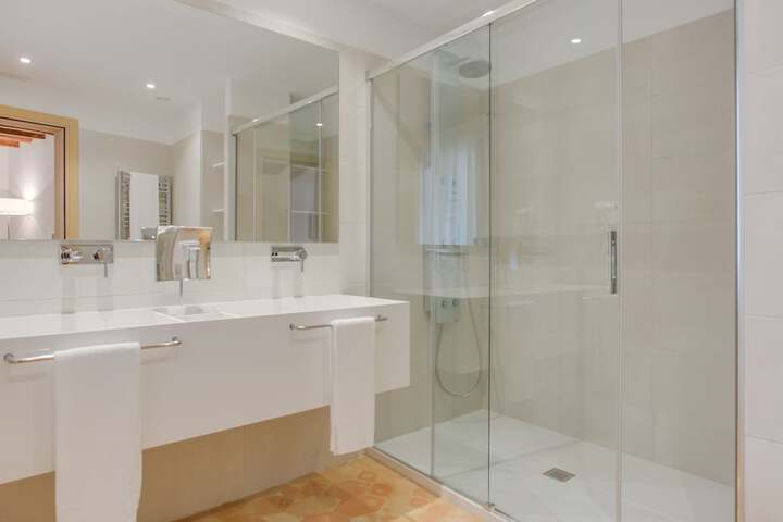 Bath Interior