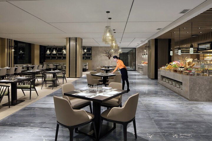 Dining Photos