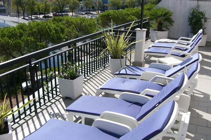 Terrace/Patio 9 of 11