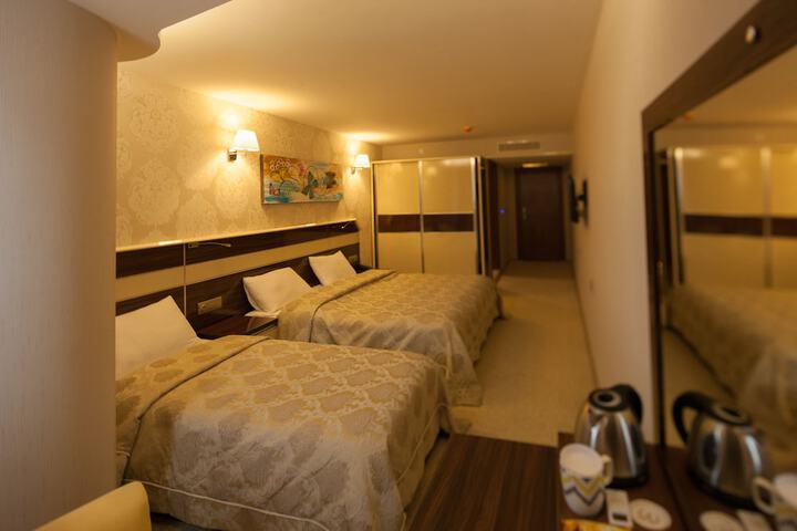 Room 10 of 53