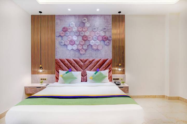Room 20 of 38