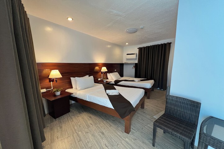 Room 49 of 89