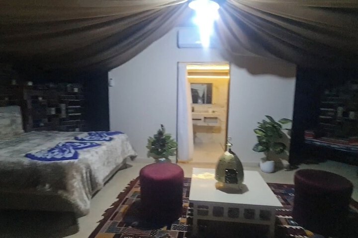 Room 27 of 146