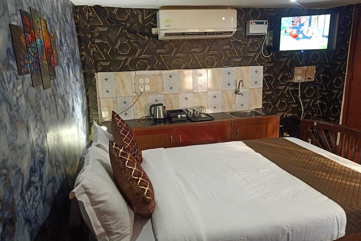Room 58 of 195