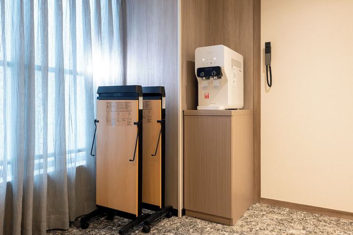 Room 26 of 177