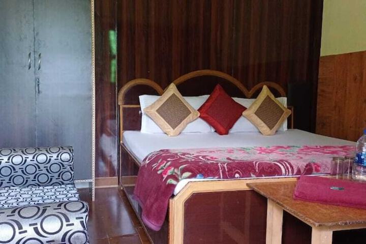 Room 7 of 31