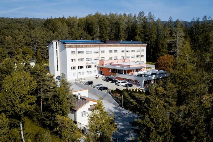 Hotel 63 of 64