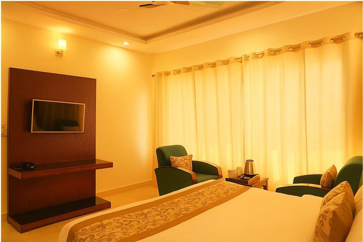 Room 9 of 53