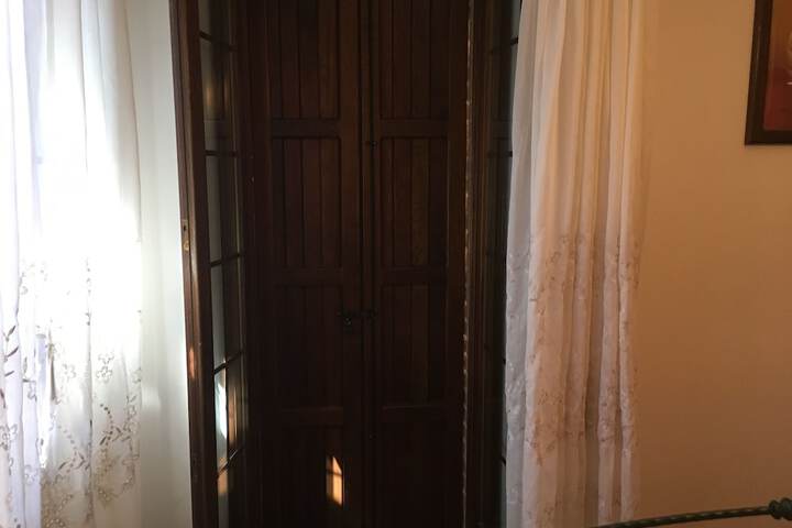 Room 42 of 71