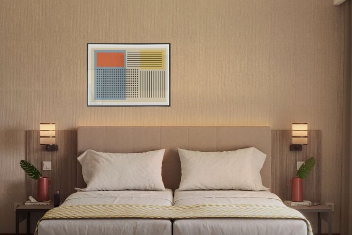 Room 6 of 77
