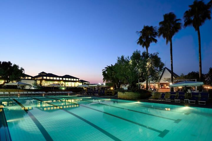 Pool 11 of 31