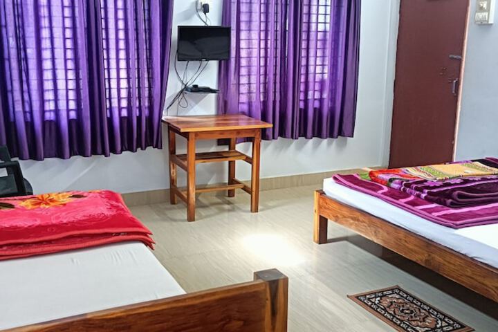 Room 6 of 36