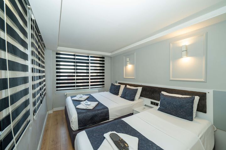 Room 43 of 60
