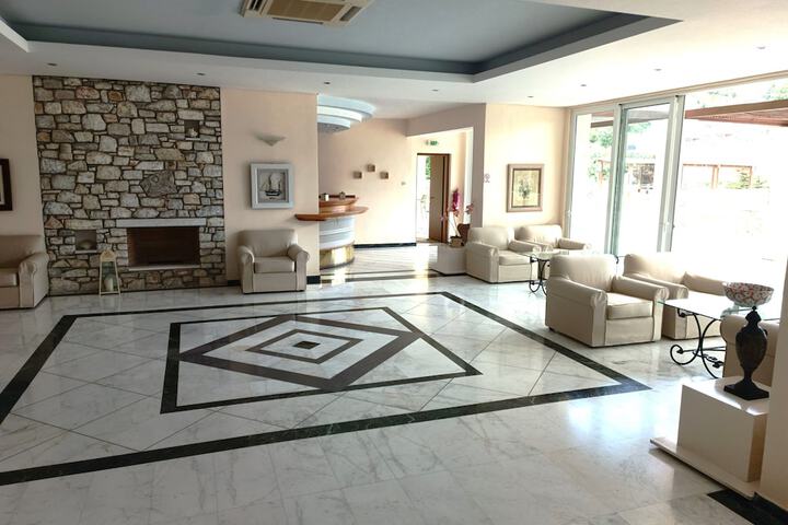 Lobby Entry