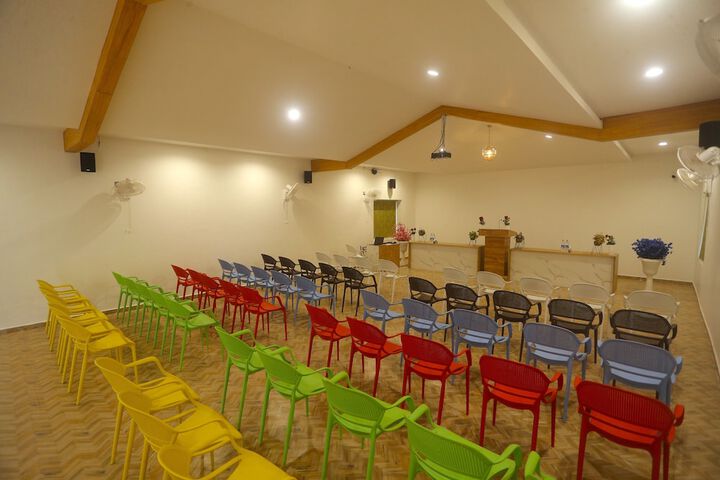 Ballroom/Hall 53 of 65