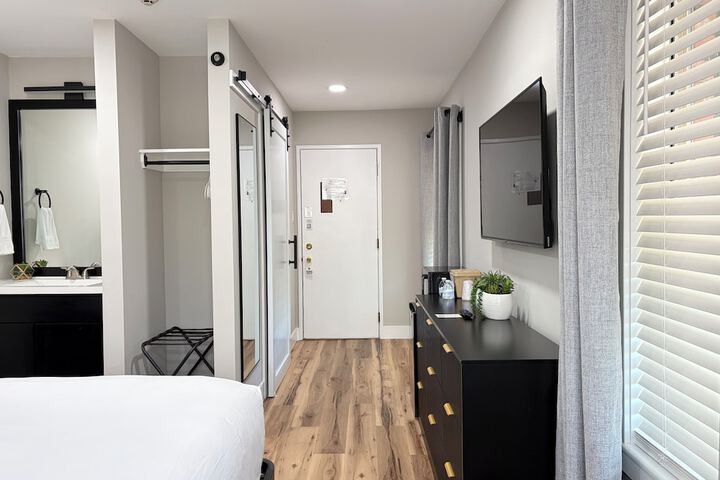 Room 31 of 53