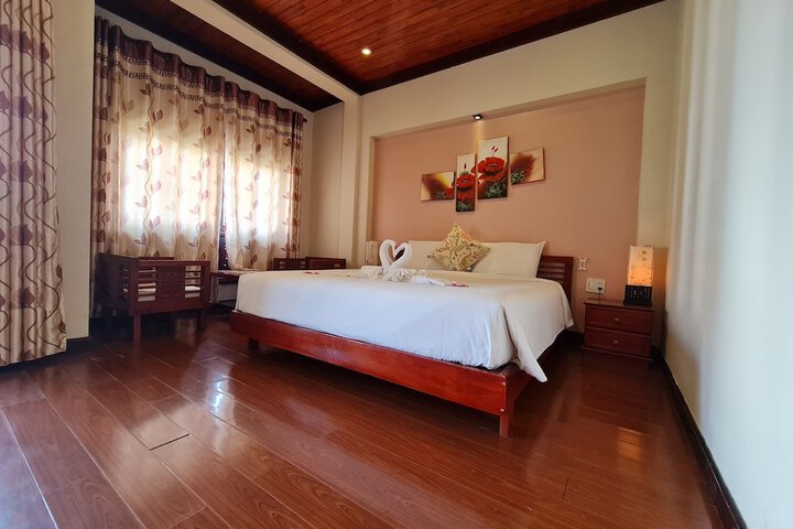 Room 7 of 34
