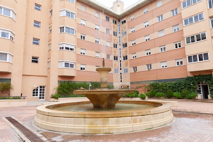 Hotel Exterior 23 of 29
