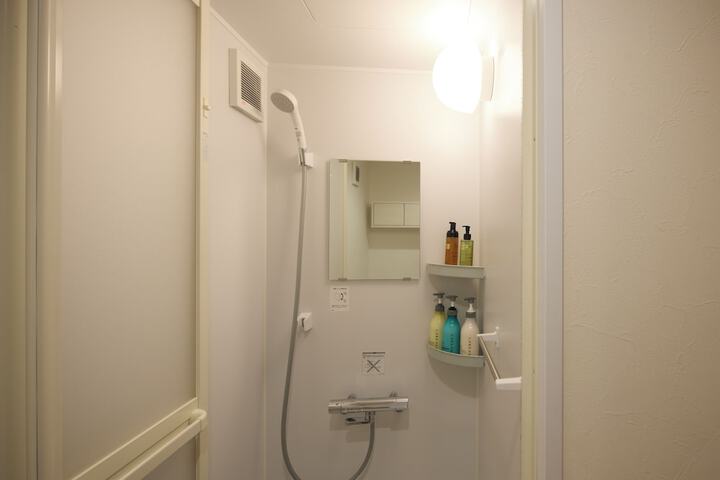 Room 60 of 84