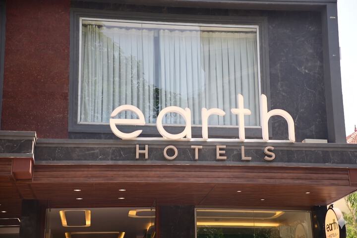 Hotel 32 of 37