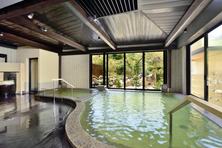 Pool Hotel