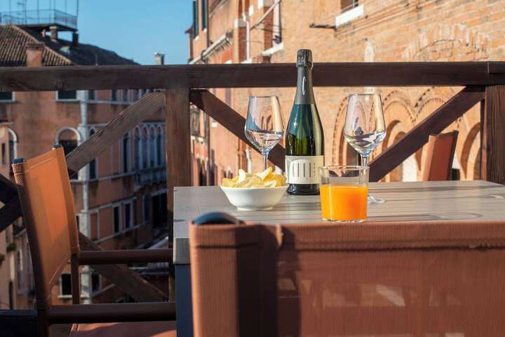 Terrace/Patio 52 of 109