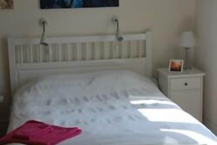 Room 2 of 57