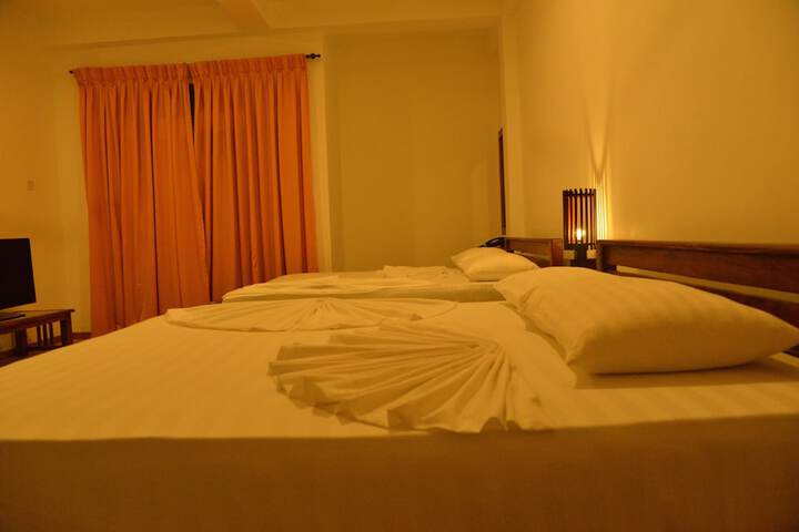 Room 7 of 151