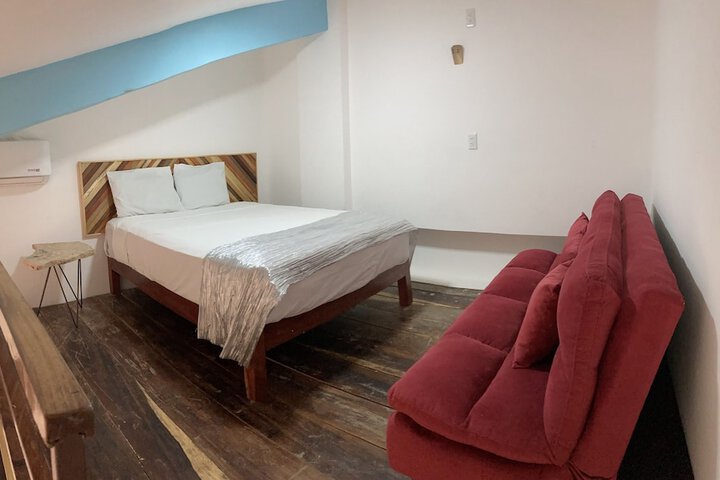 Room 85 of 231