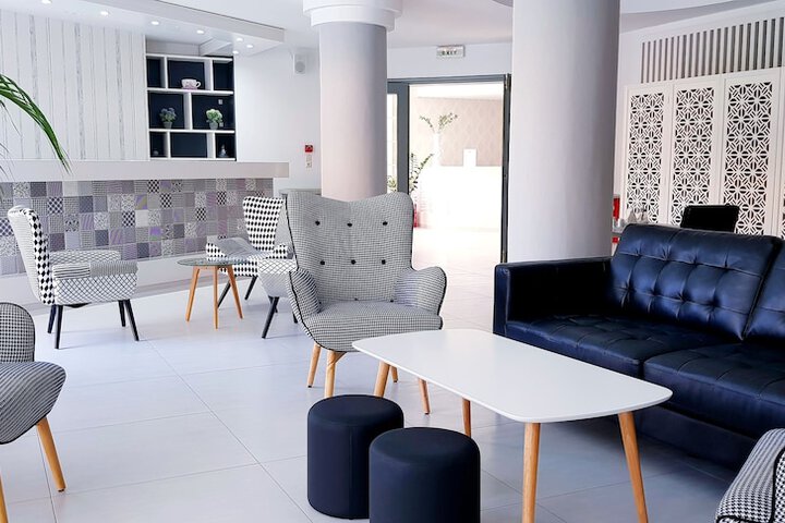 Hotel Interior 6 of 34