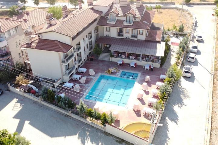 Hotel 85 of 85