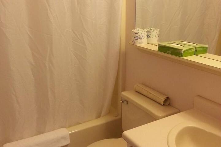 Room 20 of 29