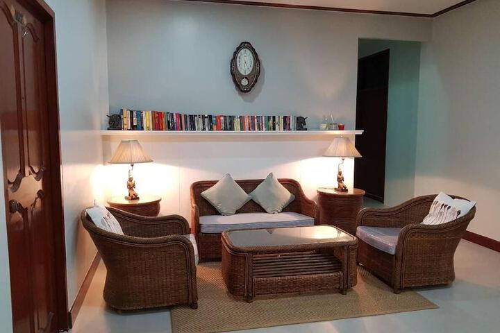Room 17 of 35