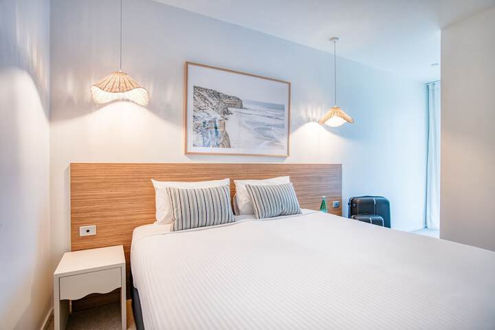 Room 32 of 140
