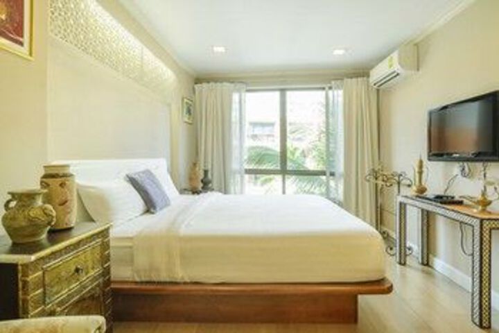 Room 37 of 80