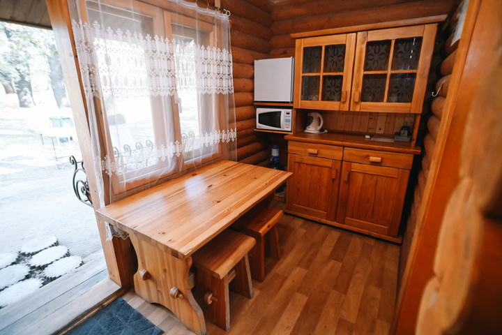 Room 33 of 43