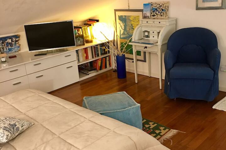 Room 36 of 74