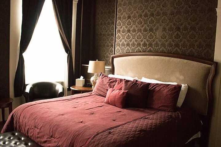 Room 2 of 23