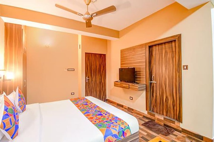 Room 20 of 37