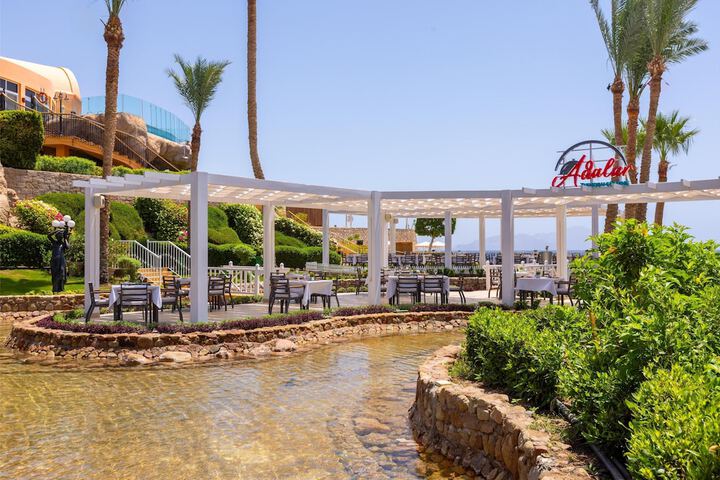 Hotel Exterior 150 of 176