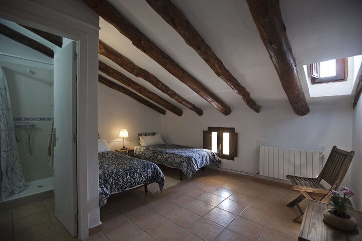 Room 6 of 60
