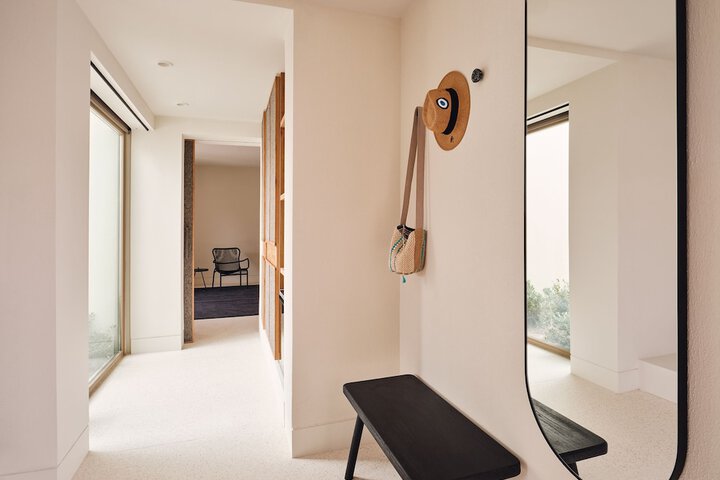 Room 11 of 251