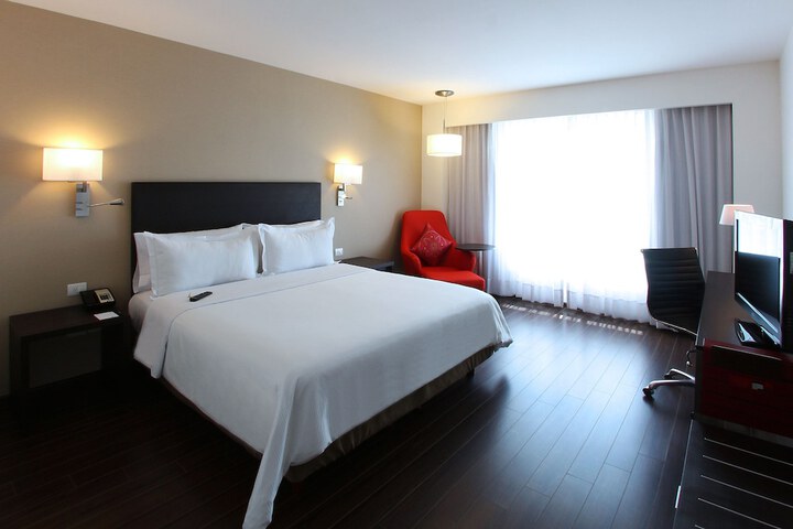 Room 5 of 23
