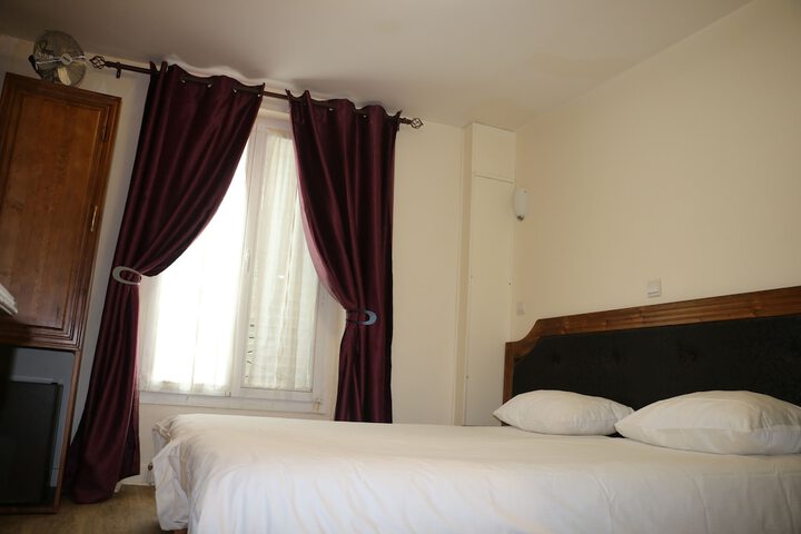 Room 15 of 52