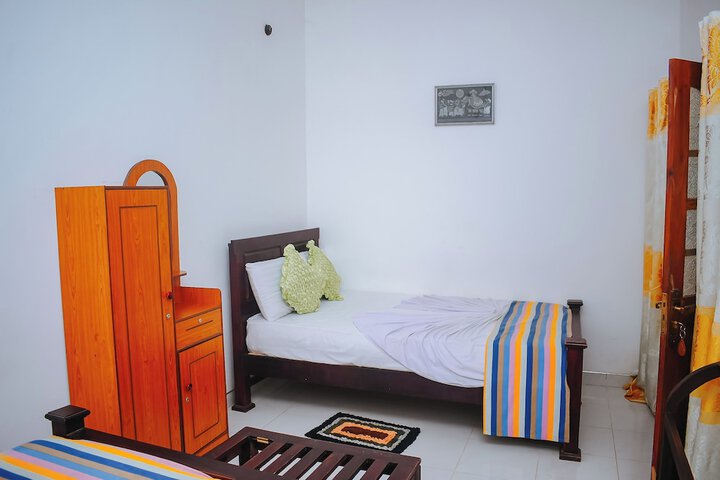 Room 15 of 62