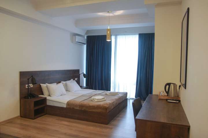 Room 35 of 134