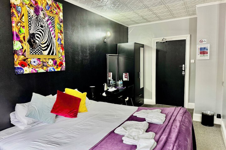 Room 57 of 133