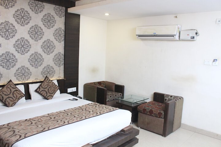 Room 7 of 47